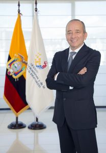 Foto Sr. Ministro Guillermo León